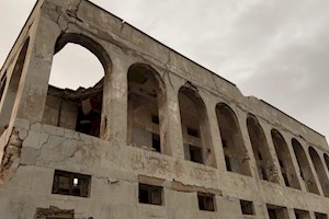 سقف گمرک قدیم بندر دیّر فرو ریخت