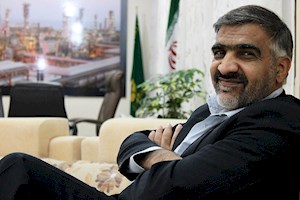 استاندار سابق بوشهر شهروند افتخاری مراسم روز بوشهر