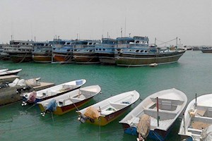 توقف قایق‌های صیادی بوشهر در ایستگاه سوخت یارانه‌ای