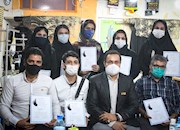 به مناسبت روز خبرنگار؛  تقدیر تولیدی عفاف و حجاب سلیمی از خبرنگاران
