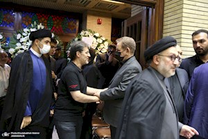 گزارش تصویری مراسم ترحیم مادر اسحاق جهانگیری 2