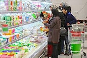 حذف اقلام اساسی از سفره‌ کارگران/ وقت ترمیم دست‌مزدها رسید!