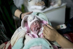 پیگیری وضعیت مادران باردار در تنگستان