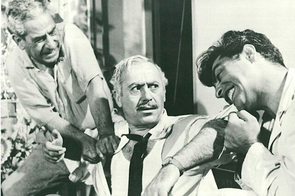 System.Data.Entity.DynamicProxies.News_CA73AA8EFD9277A7975BE9A011F96E0B141AD230F831B0C8073B0CD1E256A461?.Titr