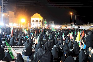 گزارش تصویری/ برازجان در شب اول محرم؛ میدان حافظ در سوگ امام حسین (ع)