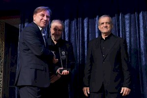 تجلیل رئیس جمهور از استاندار بوشهر