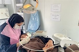 ارائه 284 خدمت دندانپزشکی در مناطق محروم گناوه توسط کلینیک سیار