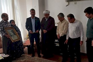 تجلیل مدیرکل شیلات استان بوشهر از خانواده شهید