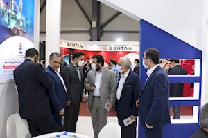 مدیر عامل پتروشیمی زاگرس از نمایشگاه نفت،گاز، پالایش و پتروشیمی بازدید کرد
